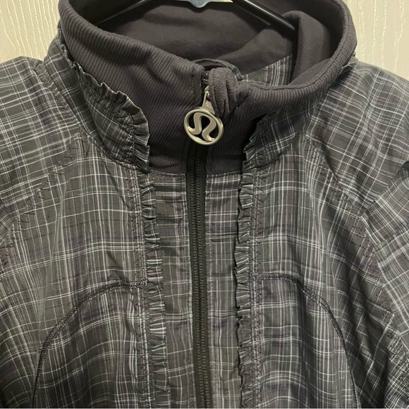 Lululemon Grey Plaid Jacket - Picture 3 of 6
